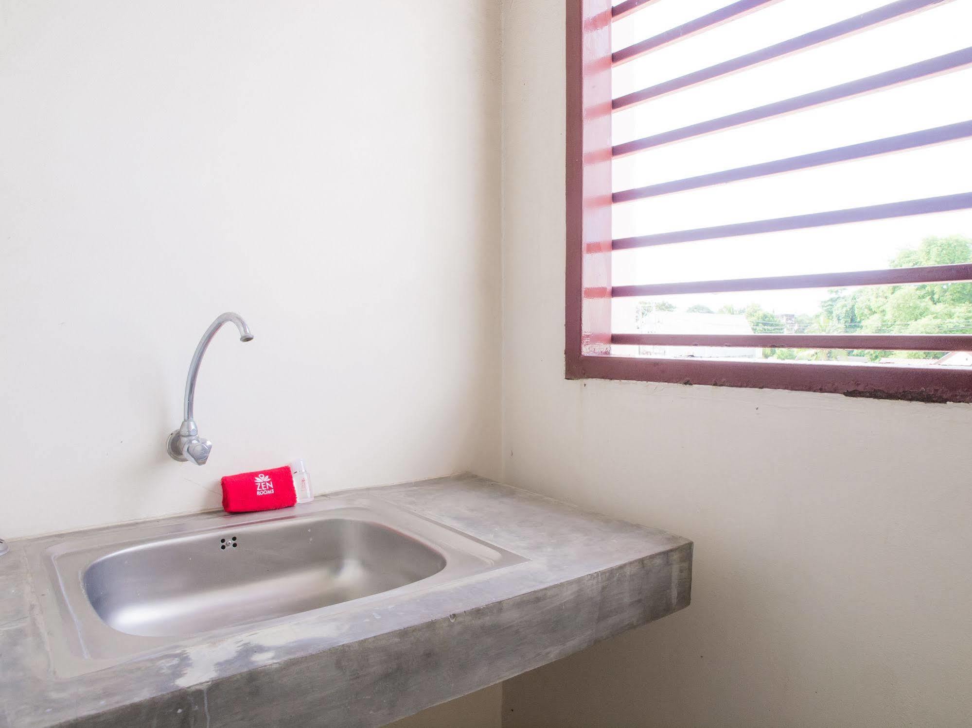 Zen Rooms Chaofa East Road Rawai Екстер'єр фото